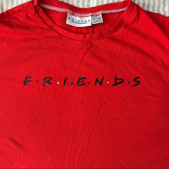 FRIENDS Tops - Friends TV Series Cropped Tee with Jems Size L